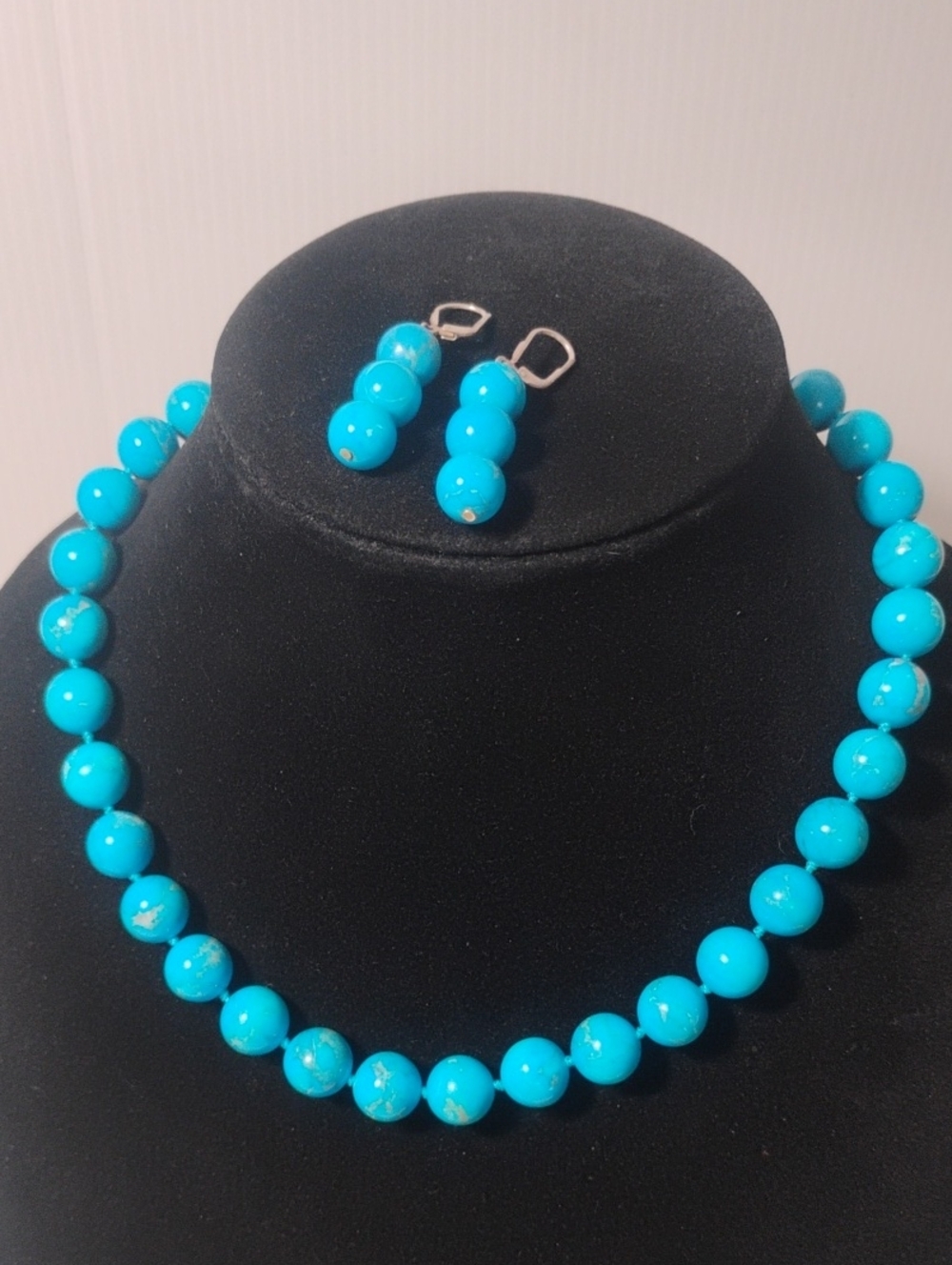 926 Genuine Turquoise Necklace & Earrings Jeweler Inspected 18"
